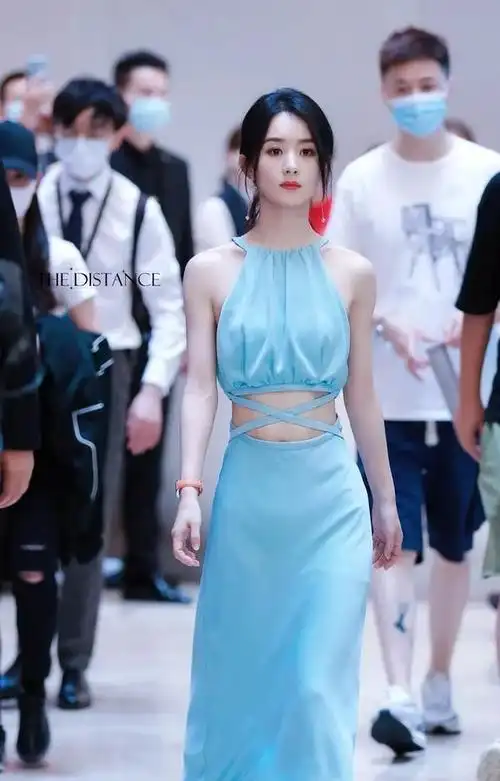 赵丽颖腰上热搜8个动作每天练帮你打造小蛮腰