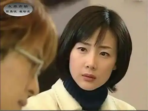 别的电视剧说出来大家不记得了,但是《天国的阶梯》,《冬日恋歌》