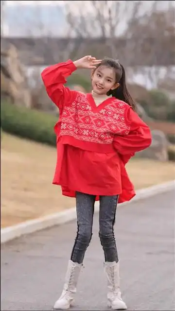 宋小睿唱跳白月光与朱砂痣听说这个舞蹈一学就会一跳就废