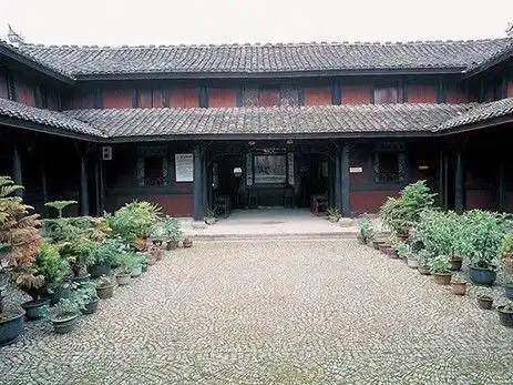 朝花鲁迅笔下的人物手抄报 朝花夕拾手抄报