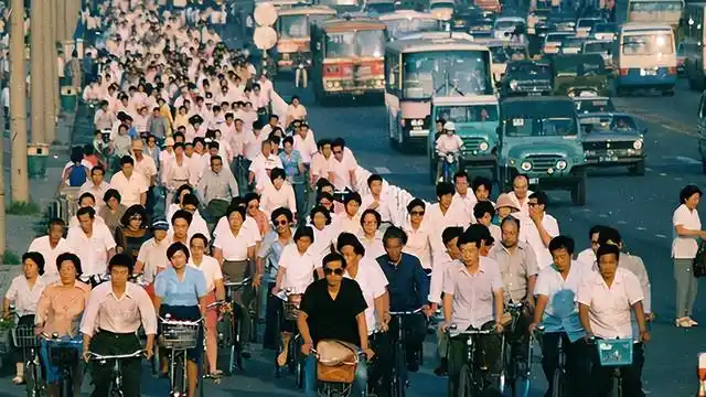 上世纪80年代的一辆"凤凰"牌自行车,相当于如今多少钱