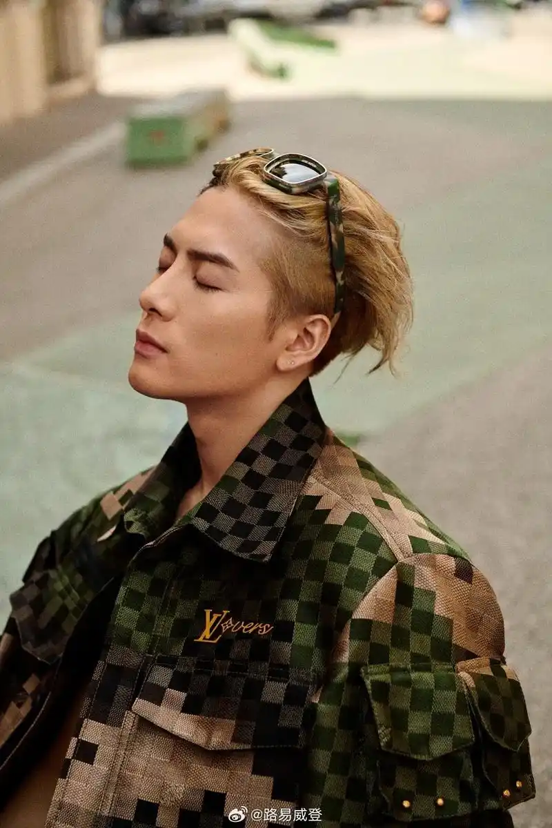 王嘉尔时尚杂志写真照 #王嘉尔 #jack - 抖音