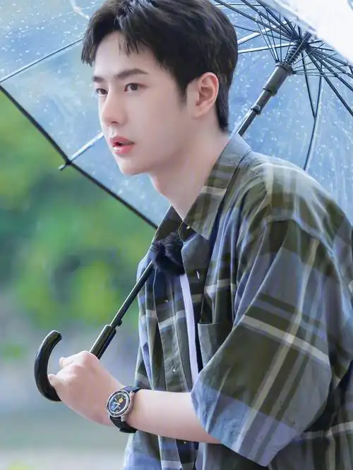 王一博天天向上野餐