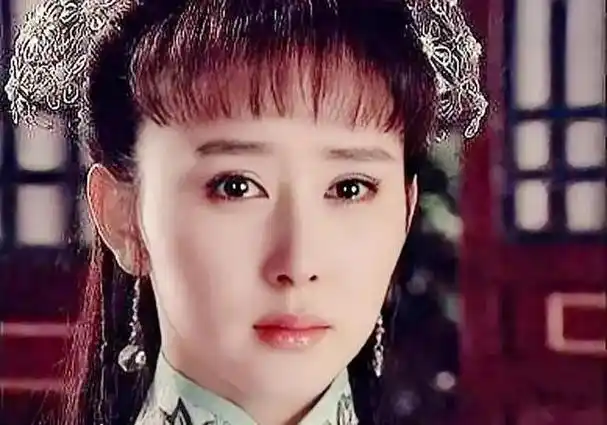 狠人胡静终于不装了!