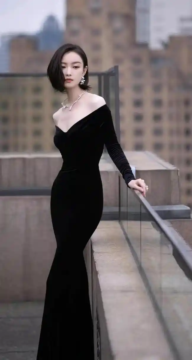 芊芊美女—倪妮写真