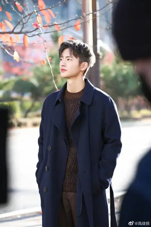 灭亡里面徐仁国的口红色号!