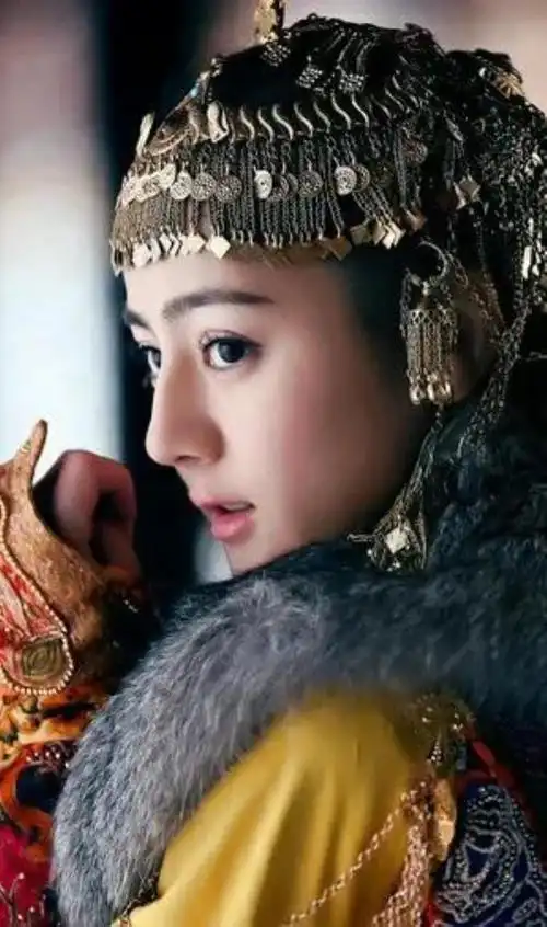 迪丽热巴个人所有资料迪丽热巴十八到二十九岁