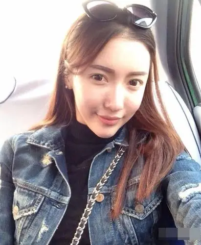 北舞校花张洪艺私照