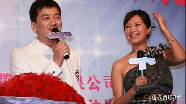 她曾坦言:"我从19岁就没断过男朋友.