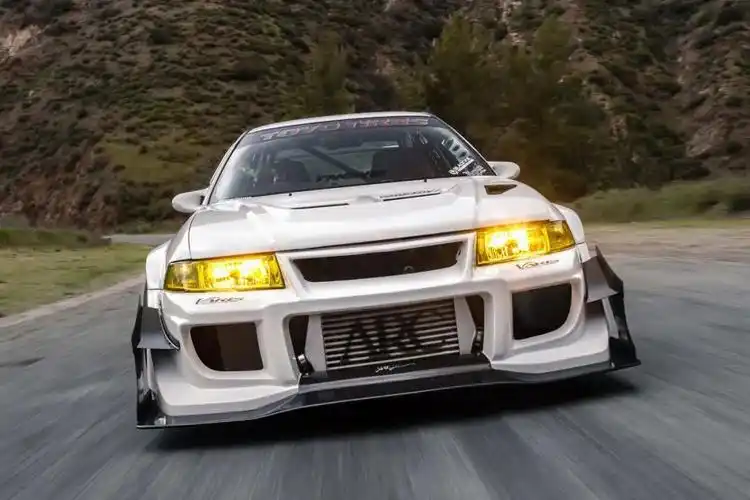 昂贵又稀有的jdm一辆1998年的三菱evo