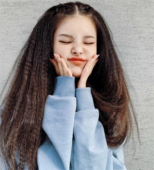 女生长发烟花烫 复古年代感烫发_女生烫发 - 美发站