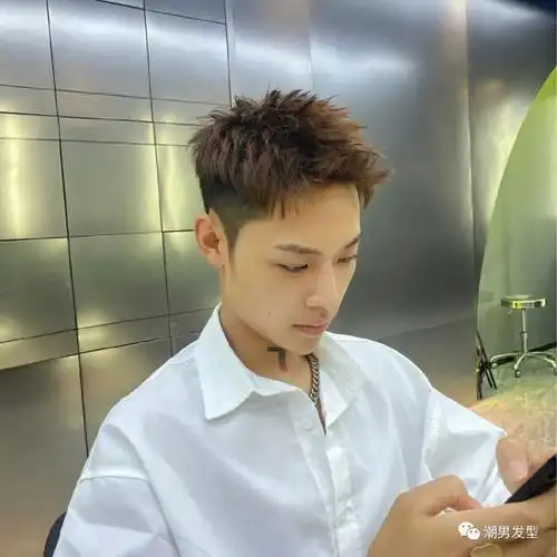 男生夏季发型别再瞎剪了试试这3款剪完清爽帅气显年轻