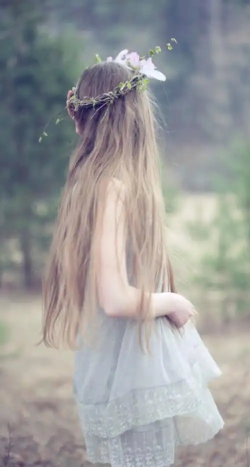 iphone5s壁纸.欧美.长发及腰.染发