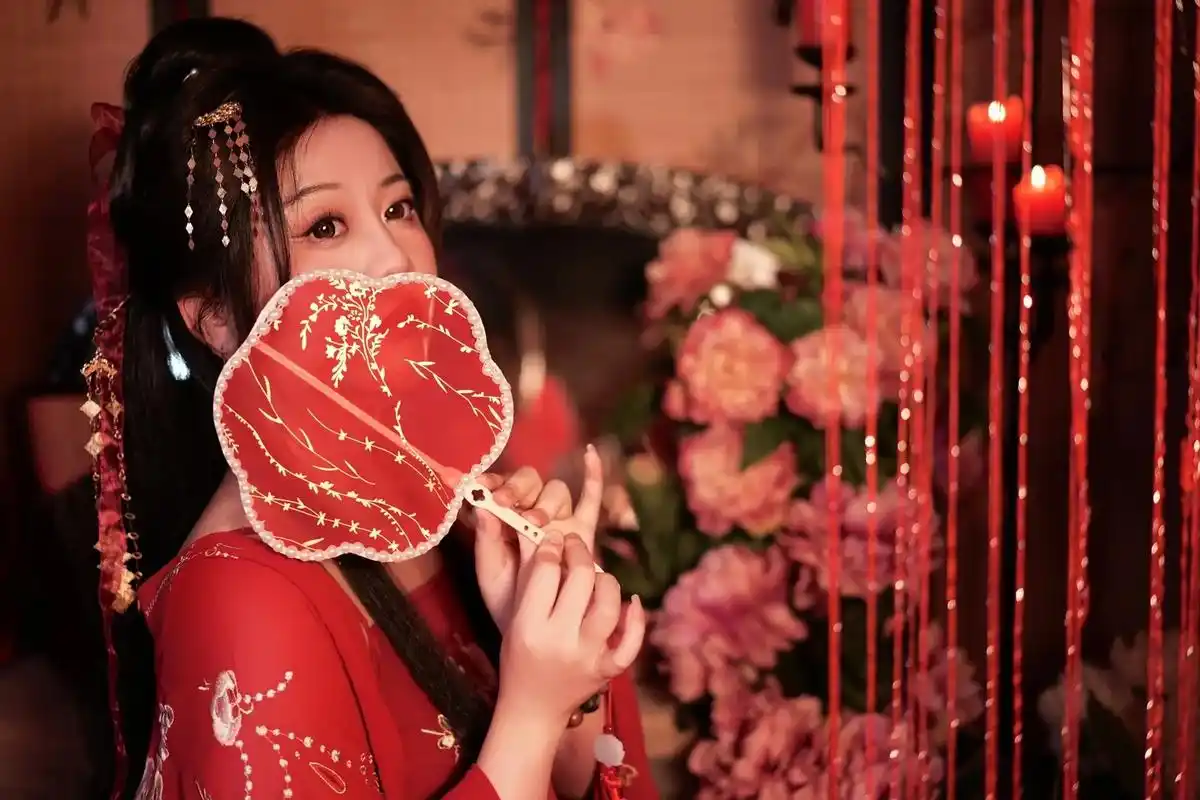 古风 #国风古韵 #汉服 #古装 #氛围感 - 抖音