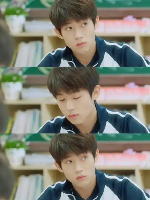 他们竟然是同班同学