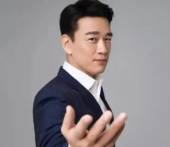 王耀庆:我当年没钱交房租,就只好娶了房东的闺女,反客为主嘛