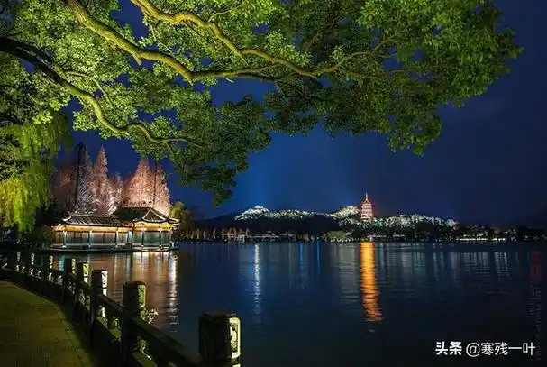 杭州西湖哪个地方夜景最好看?夜探南宋御花园(9)