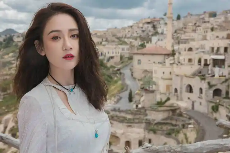 陈乔恩个人资料简历(42岁嫁33岁小男友,独立自主的女人最好命) | 说明