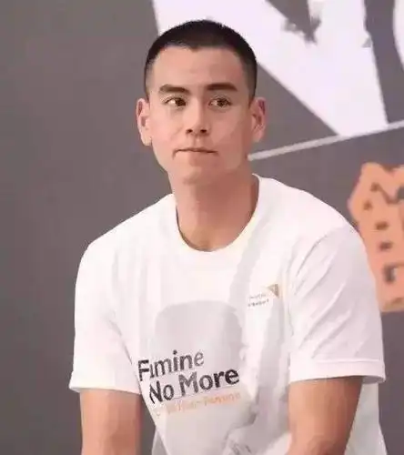 盘点那些剪平头寸头还很帅气的男生,你的脸型适合剪寸头吗?