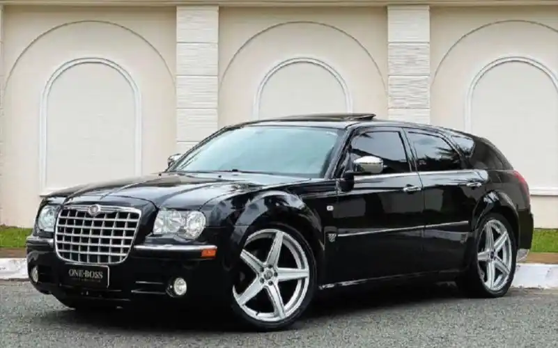 国内没有,老美不卖,欧洲特产,克莱斯勒300c旅行版