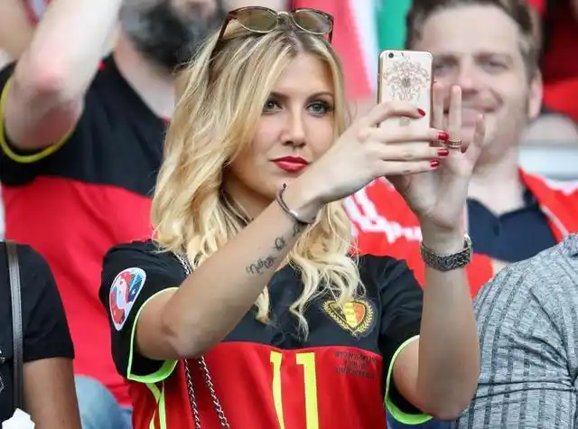 足球明星的女友妻子都长什么样盘点那些知名球星的另一半