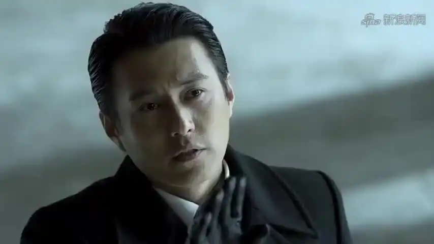 伪装者:世风日下,汪曼春带人闯进明家,直接带走大姐,真嚣张