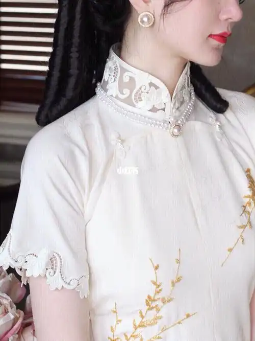 定制旗袍白秀珠当然要钉珠