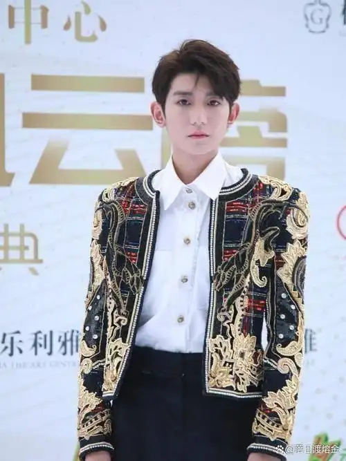 到摩登兄弟刘宇宁的高个子身材,再到孟美岐的美艳与鞠婧祎的仙女范儿