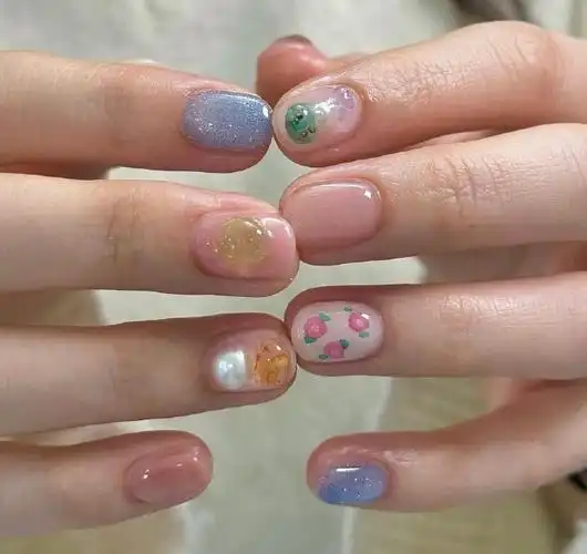 适合夏天的小清新美甲95