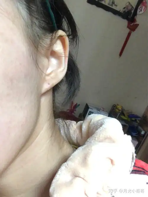 小耳垂或者没有耳垂的朋友都戴什么样的耳钉呢