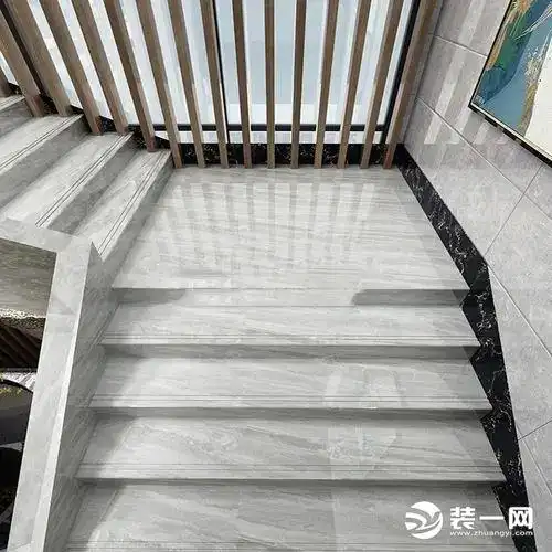 楼梯踏步瓷砖怎么铺贴楼梯踏步瓷砖铺贴注意事项有哪些