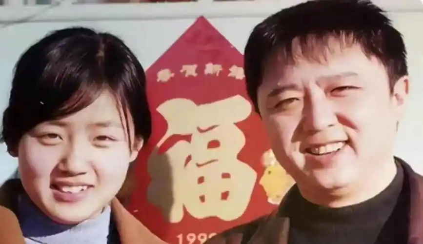 相声界宠妻狂魔于谦,对老婆白慧明一见钟情,结婚多年不让她下厨_对方