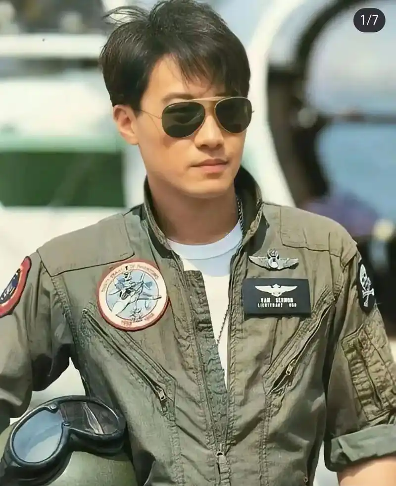 90年代的香港,谁可以帅过黎明? - 抖音