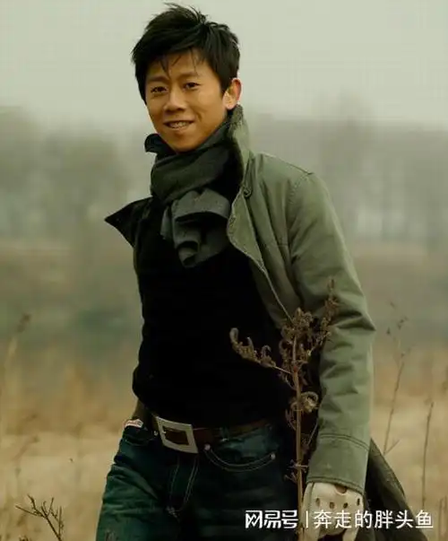 夏雨结婚不邀请父亲婚后与母亲明算账妻子袁泉为他感到心疼