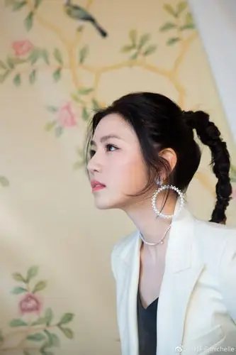 陈妍希晒照片一双美腿又长又直笑起来甜的人差点得糖尿病