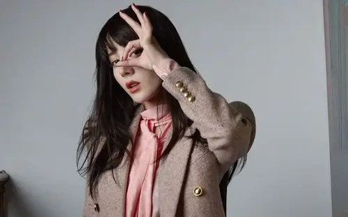 迪丽热巴黑白复古高清桌面壁纸