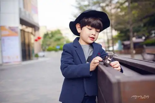 【儿童摄影】帅气正太照,记住几个姿势让萌宝照片帅起来.