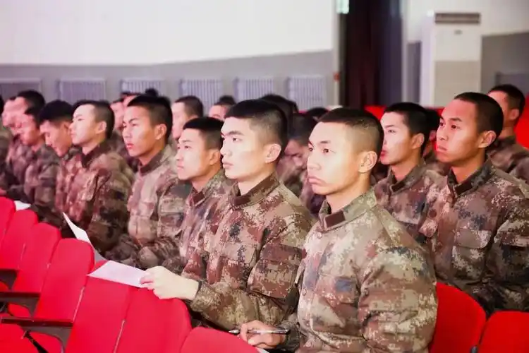 暴风雨部队政治工作干部比武鏖战正酣