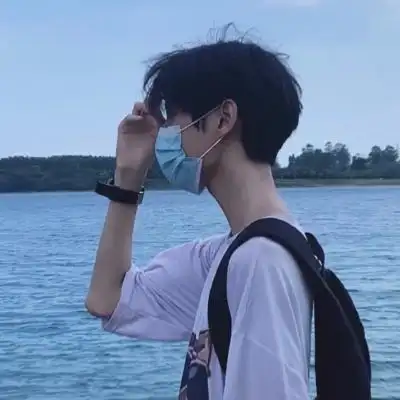 千鹤:/男头/自裁/抖音帅哥①/@梁伯轩