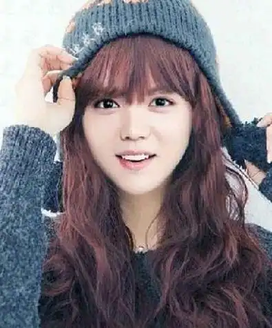 唐人街探案2刘昊然穿护士装撩人美少年突然扮女装化身