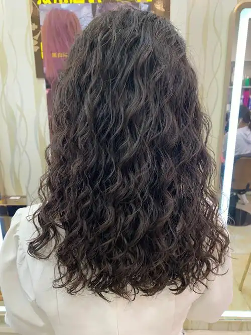 中长发细软贴法式羊毛卷