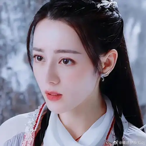 个人认为,热巴还是很适合古装造型的……|迪丽热巴|皇后_新浪新闻