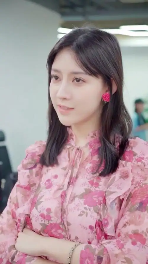 小七秘书专治绿茶,老板看了都害怕