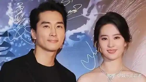 刘亦菲,不得被广大男粉丝们用白眼嫉妒死,被广大女粉丝们把他男友从小