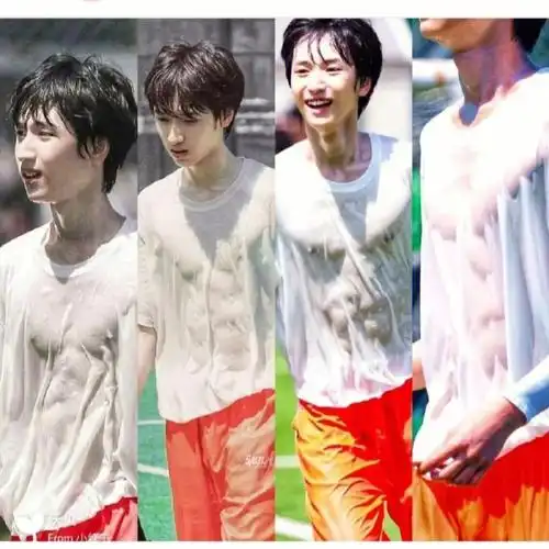 时代少年团腹肌照好香的真惊艳到我了