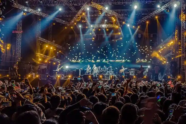 热浪七月 | 暑假放肆嗨_音乐节_西安_wave