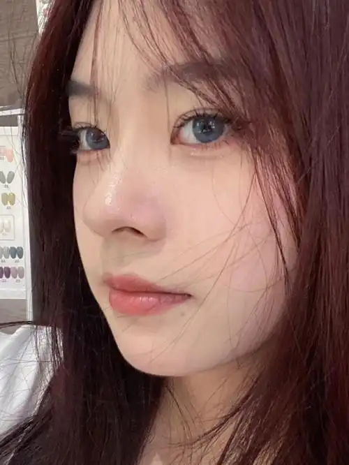 直鼻真的好好看嘿嘿就是想发照片了而已