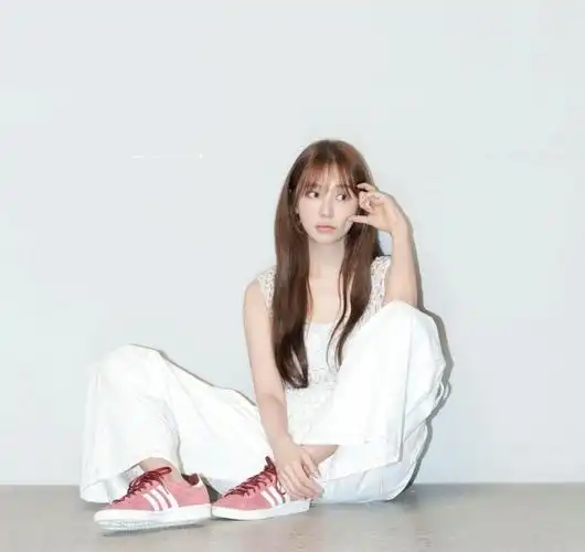 尹恩惠公开皮肤管理秘诀,皮肤水嫩光滑,散发出迷人的光彩-腾讯新闻