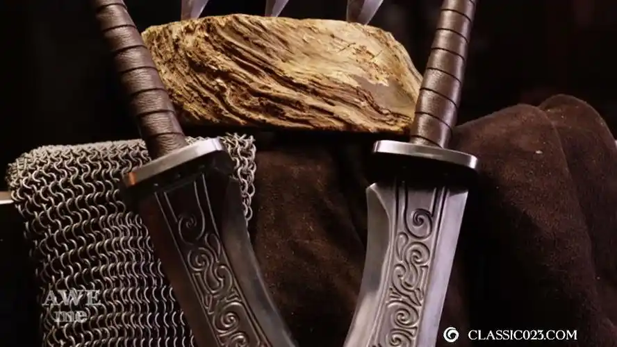 知名铁匠打造lol女刺客卡特琳娜双匕首