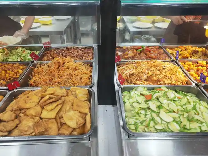 安徽工程大学食堂爱心窗口暖胃更暖心